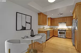 2454 NW Westover Rd, Portland, OR 97210 - Photo 7