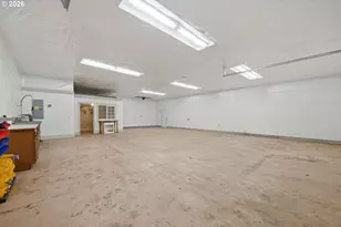 105 E 6th St, Lowell, OR 97452 - Photo 15