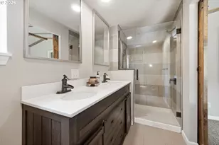 105 E 6th St, Lowell, OR 97452 - Photo 11