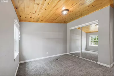 105 E 6th St, Lowell, OR 97452 - Photo 13