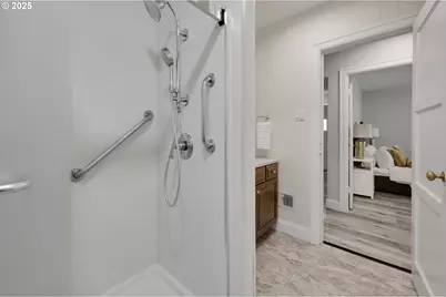 2309 SE 135th Ave, Portland, OR 97233 - Photo 23