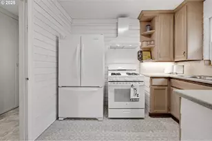 2309 SE 135th Ave, Portland, OR 97233 - Photo 17