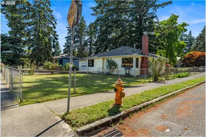 2309 SE 135th Ave, Portland, OR 97233 - Photo 23