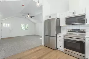 1860 W 12th Ave, Eugene, OR 97402 - Photo 13