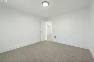 1860 W 12th Ave, Eugene, OR 97402 - Photo 17