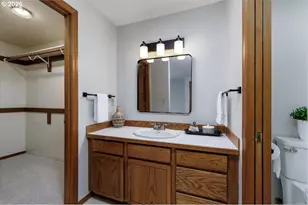 2234 SE 74th Ave, Hillsboro, OR 97123 - Photo 21