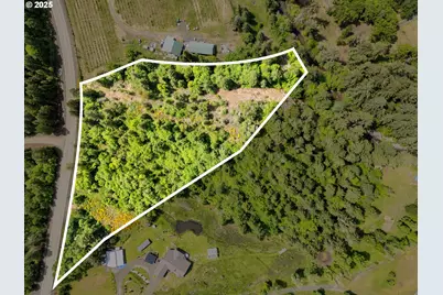 400 Newbridge Rd, Glide, OR 97443 - Photo 3