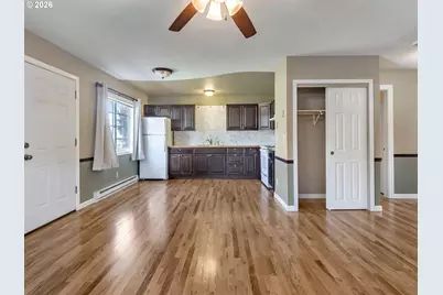 154 S 21st St, Saint Helens, OR 97051 - Photo 11