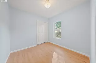 1530 SE Hamilton St, Roseburg, OR 97470 - Photo 25