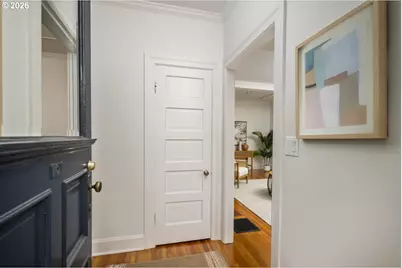 138 NE 18th Ave, Portland, OR 97232 - Photo 3