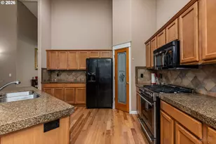 35234 Juniper Ln, Saint Helens, OR 97051 - Photo 9