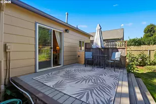 9715 N Syracuse St, Portland, OR 97203 - Photo 27