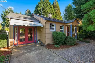 9715 N Syracuse St, Portland, OR 97203 - Photo 3