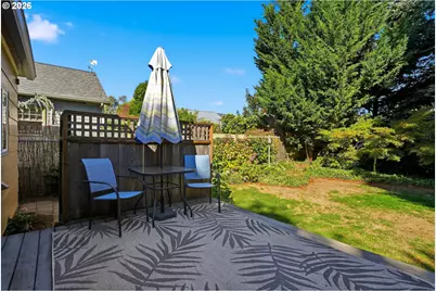 9715 N Syracuse St, Portland, OR 97203 - Photo 29