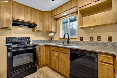 8490 SE Down Way, Milwaukie, OR 97267 - Photo 9