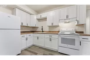 421 Golden Ave, Coos Bay, OR 97420 - Photo 15