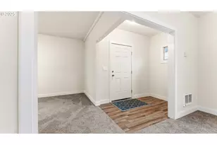 421 Golden Ave, Coos Bay, OR 97420 - Photo 5