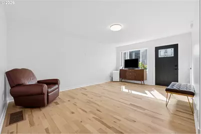 9714 N Van Houten Ave, Portland, OR 97203 - Photo 9
