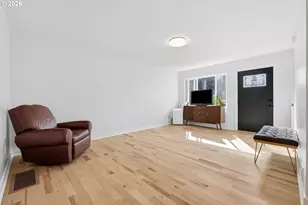 9714 N Van Houten Ave, Portland, OR 97203 - Photo 9