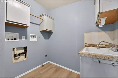 1680 Plum St, Baker City, OR 97814 - Photo 11