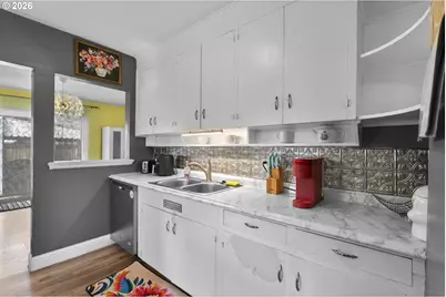 2904 E 24th St, Vancouver, WA 98661 - Photo 11