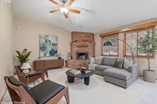 391 McNary Heights Dr N, Keizer, OR 97303 - Photo 19
