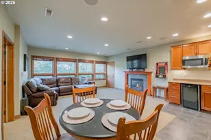 391 McNary Heights Dr N, Keizer, OR 97303 - Photo 39