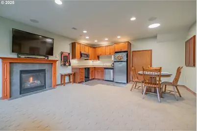 391 McNary Heights Dr N, Keizer, OR 97303 - Photo 37