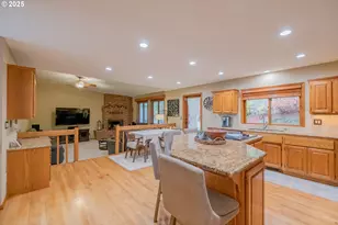 391 McNary Heights Dr N, Keizer, OR 97303 - Photo 17