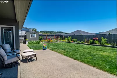 836 Durham Ave, Sutherlin, OR 97479 - Photo 41