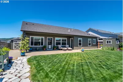 836 Durham Ave, Sutherlin, OR 97479 - Photo 45