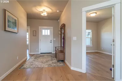 836 Durham Ave, Sutherlin, OR 97479 - Photo 11