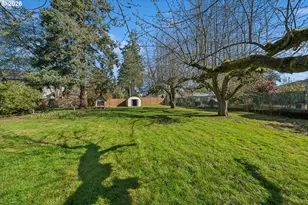 3410 SW Underwood Dr, Portland, OR 97225 - Photo 27