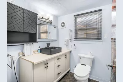 6511 SE Borwick St, Hillsboro, OR 97123 - Photo 19