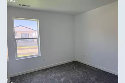 110 Truman Ave, Umatilla, OR 97882 - Photo 9