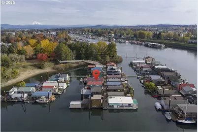11630 N Island Cove Ln, Portland, OR 97217 - Photo 37