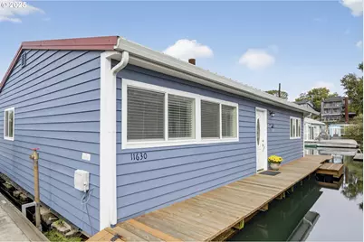 11630 N Island Cove Ln, Portland, OR 97217 - Photo 3