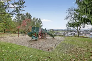 11630 N Island Cove Ln, Portland, OR 97217 - Photo 43