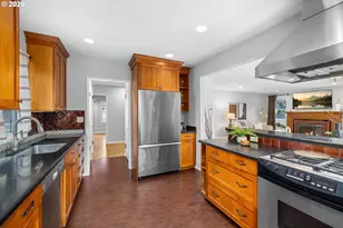 4155 SE Ogden St, Portland, OR 97202 - Photo 9