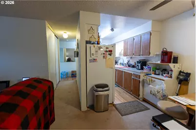 950 Evergreen Rd, Woodburn, OR 97071 - Photo 11