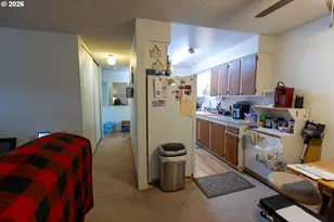 950 Evergreen Rd, Woodburn, OR 97071 - Photo 11