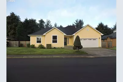 47 SW Gardenia Ave, Warrenton, OR 97146 - Photo 1