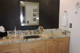 47 SW Gardenia Ave, Warrenton, OR 97146 - Photo 3