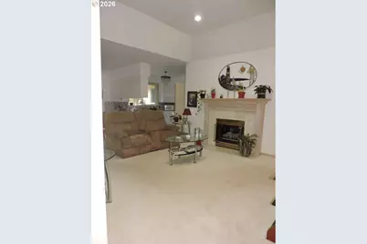 47 SW Gardenia Ave, Warrenton, OR 97146 - Photo 5