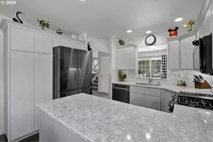 7 Onadoone Ct, Florence, OR 97439 - Photo 7