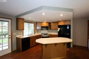 1609 NE 150th Ave, Portland, OR 97230 - Photo 11