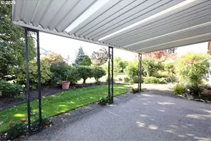 1609 NE 150th Ave, Portland, OR 97230 - Photo 43