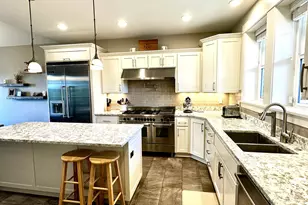 1196 Southridge Wy, Roseburg, OR 97470 - Photo 5