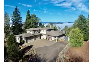 1196 Southridge Wy, Roseburg, OR 97470 - Photo 43