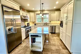 1196 Southridge Wy, Roseburg, OR 97470 - Photo 9